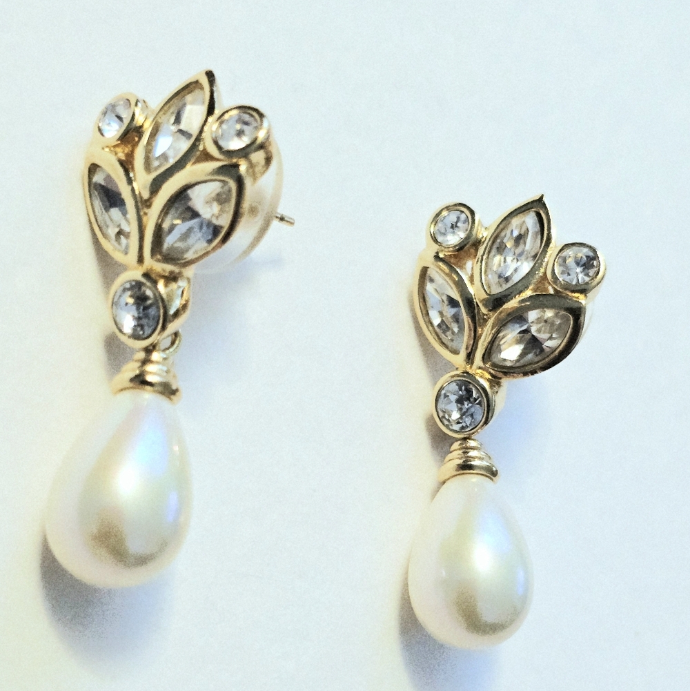 Christian Dior Vintage 90s pearl drop Swarovski crystal dangle earrings - Picture 2 of 10
